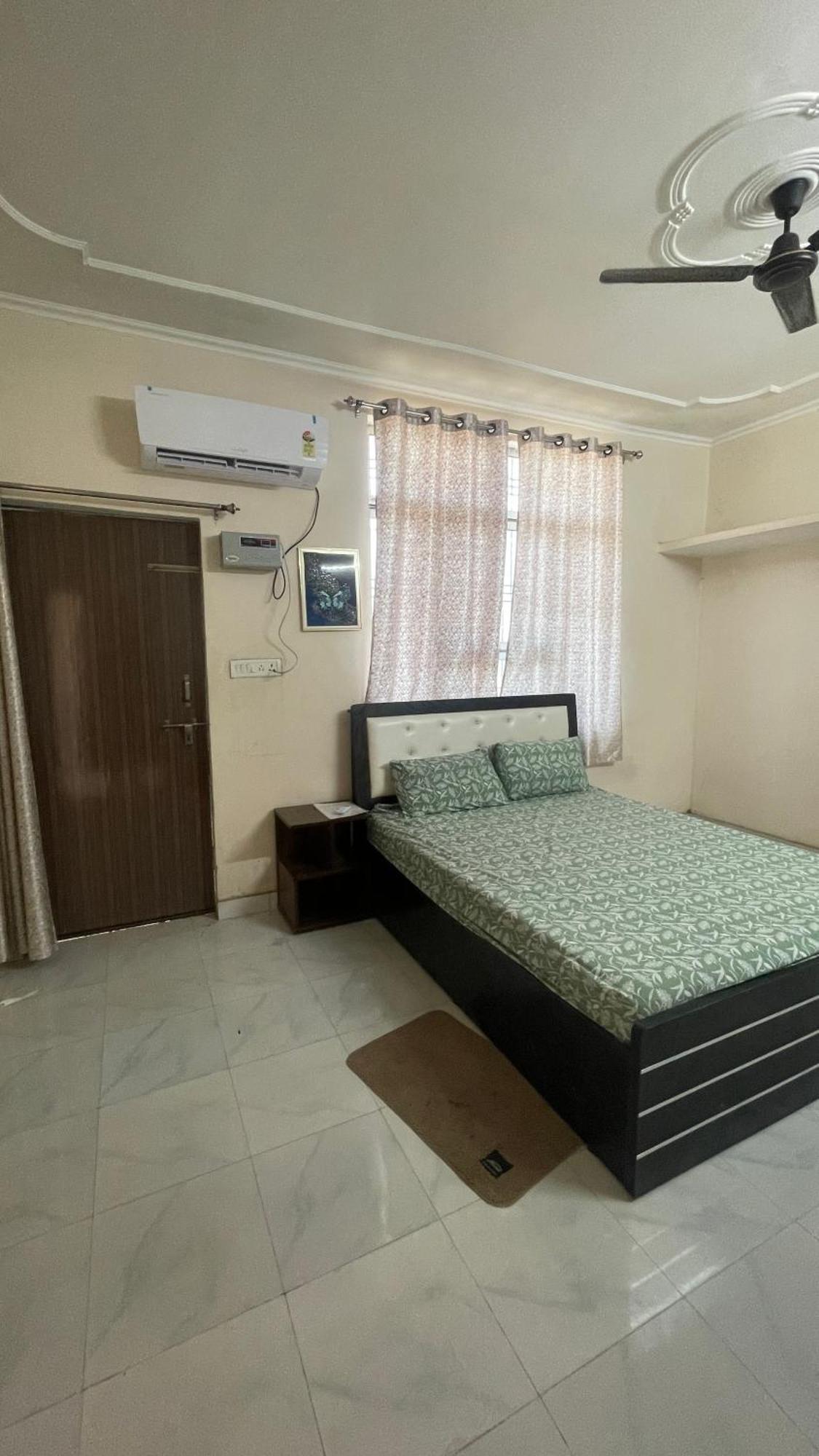 Siddheshwar Nilayam Home Stay พาราณสี ภายนอก รูปภาพ